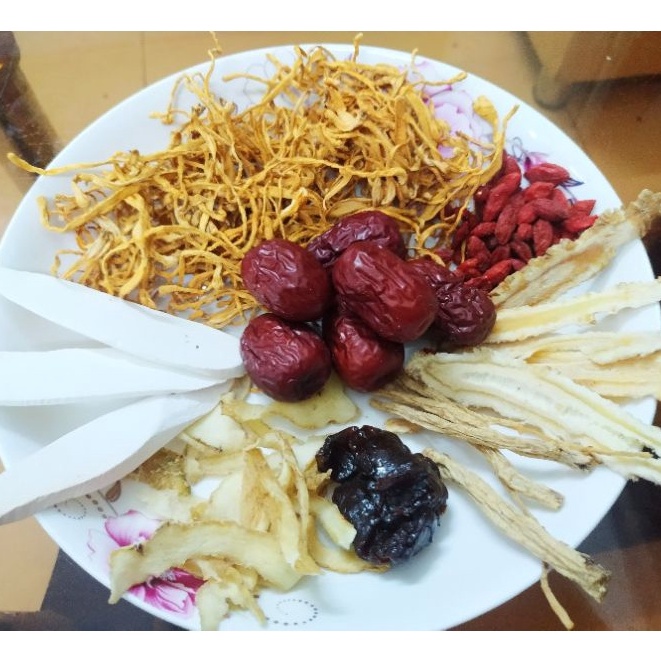 Gói canh đông trùng thảo hầm gà 130g - Nguyên liệu hầm canh