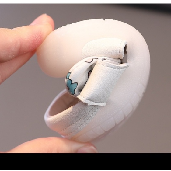 Dép sandal bé gái thời trang tập đi 0-3 tuổi đính nơ quai dán ngang chống trơn chống vấp cho bé