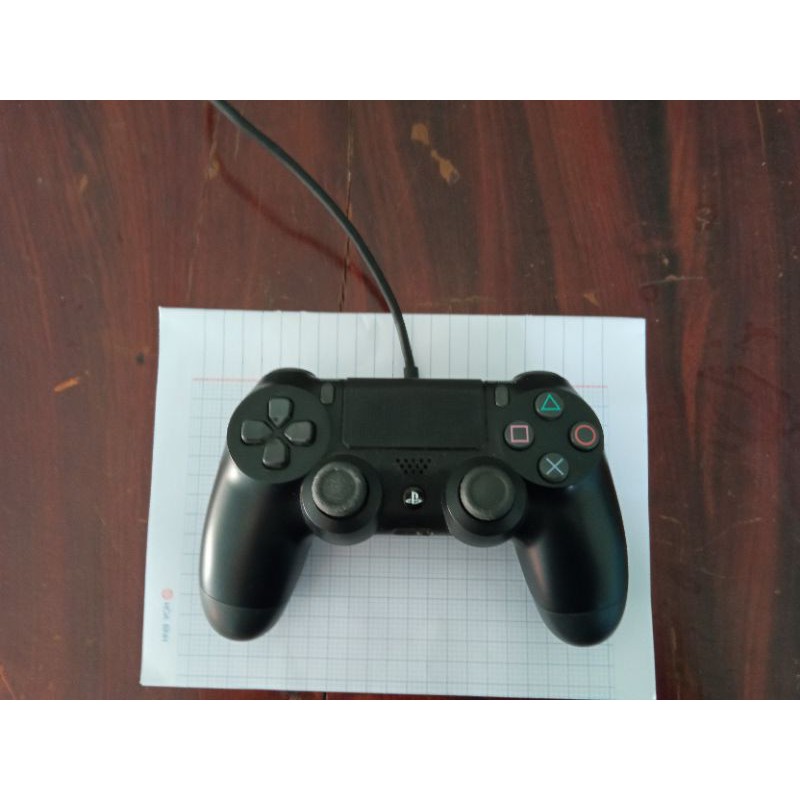 bán tay cầm(gamepad)cũ ps4 chính hãng + dây anker 550k