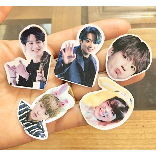 Sticker JUNGKOOK 30 cái bóc dán khác nhau ngẫu nhiên