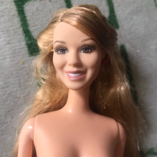 Thanh lí búp bê barbie như hình