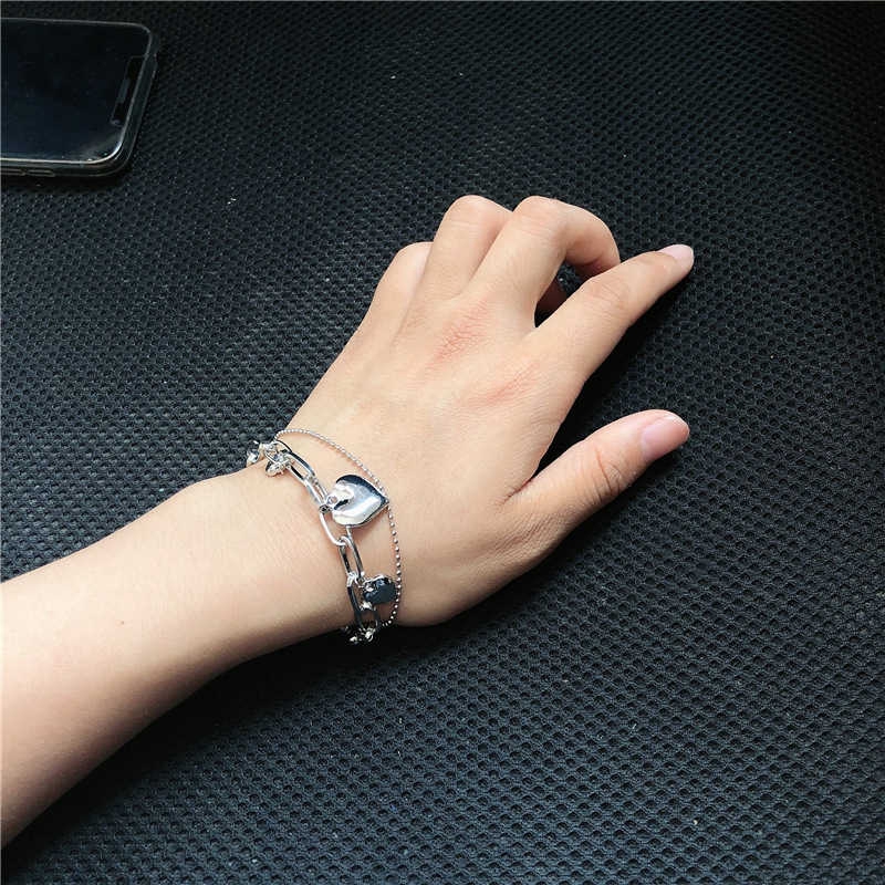 Vòng đeo tay bằng thép titanium dành cho nữ