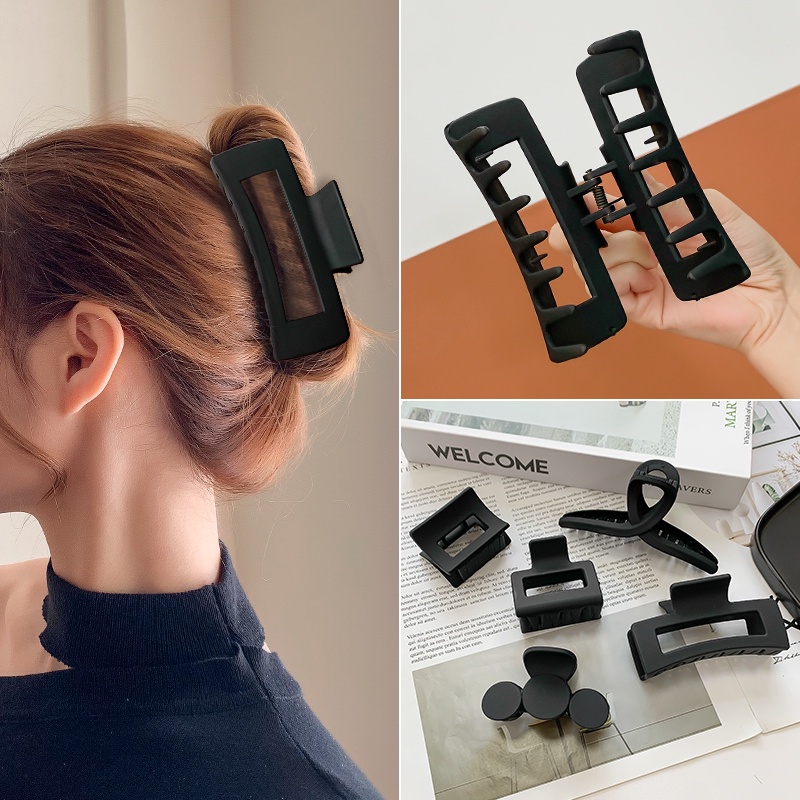 Kẹp bấu tóc đen đơn giản