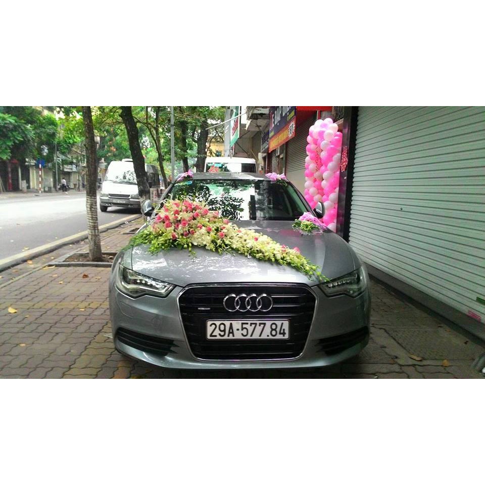 HOA TƯƠI TRANG TRÍ XE ĐÓN DÂU, HOA CẦM TAY CÔ DÂU