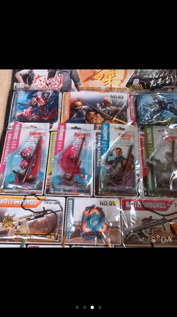 Vỉ thưởng kiếm sắt