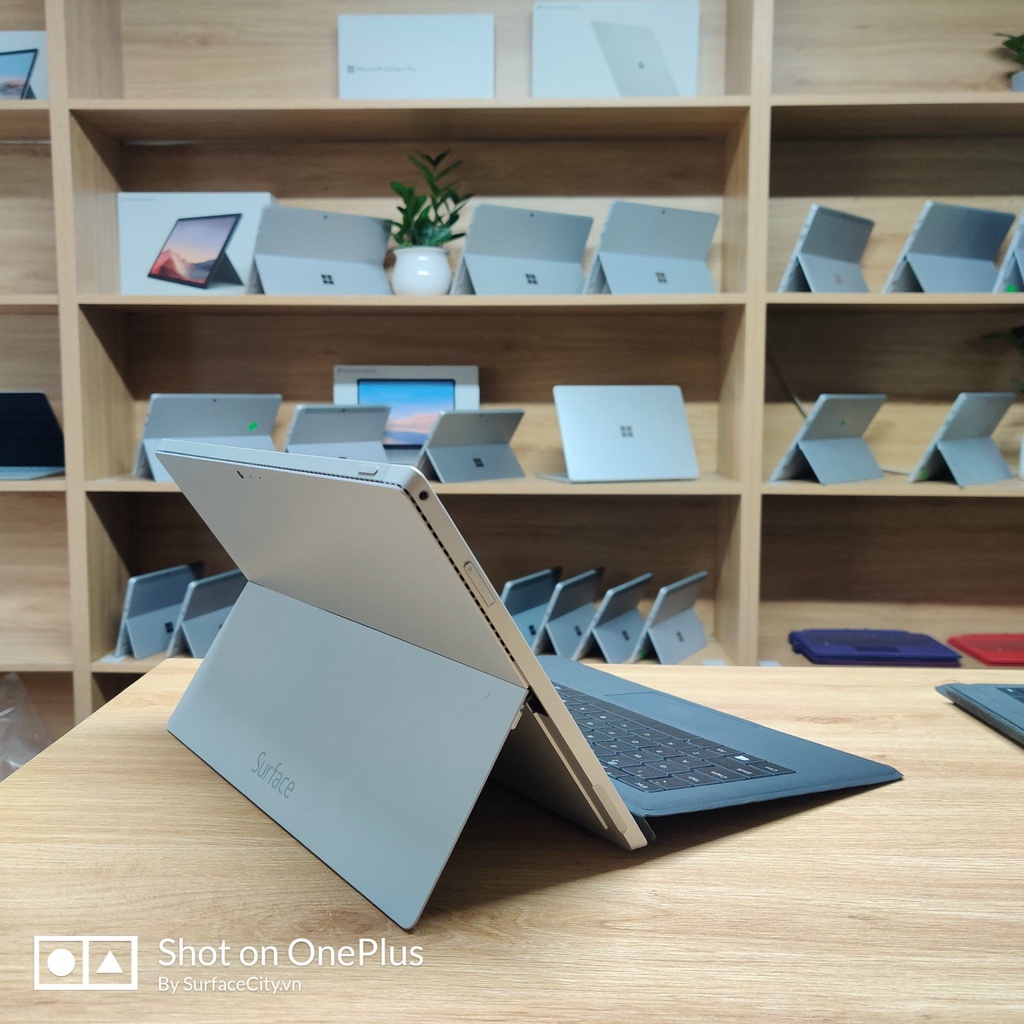 Microsoft Surface Pro 3 i7/8GB/256GB (Likenew) kèm phím 99% | BigBuy360 - bigbuy360.vn