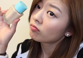 Kem nền thạch bb jelly holika