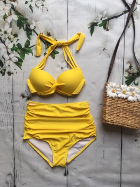 Bikini cạp cao xoắn vàng