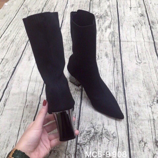 Boot len lỡ