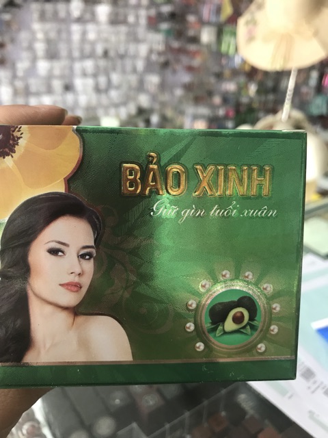 Kem dưỡng trắng da toàn thân Bảo Xinh ( 80g )