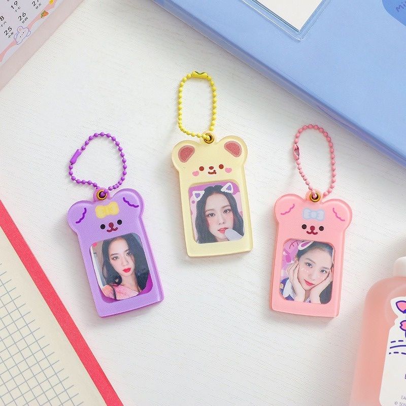 Móc khóa nhựa chú gấu đựng ảnh idol ^^