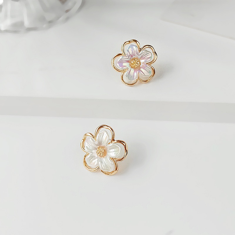 Bông Tai Hình Hoa Bằng Nhựa Resin Màu Vàng Phong Cách Hàn Quốc Thời Trang Cho Nữ 2022