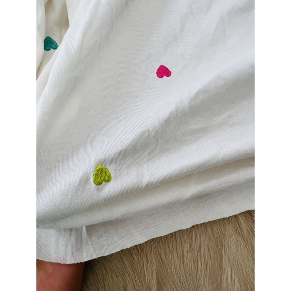 Vải thun cotton thêu trái tim nhí