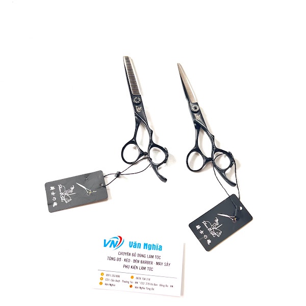 Kéo tỉa tóc chiến binh NK19 có hộp