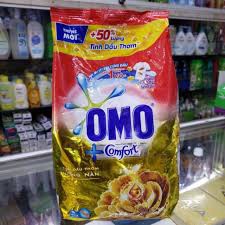 Bột giặt OMO Comfort tinh dầu thơm,2 gói x 700g