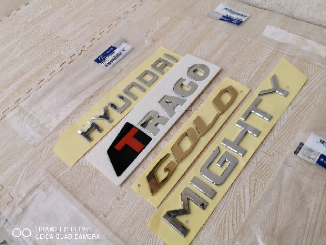 Tem Chữ mạ INOX TRAGO/HYUNDAI/MIGHTY/GOLD , Tem trang trí xe tải.