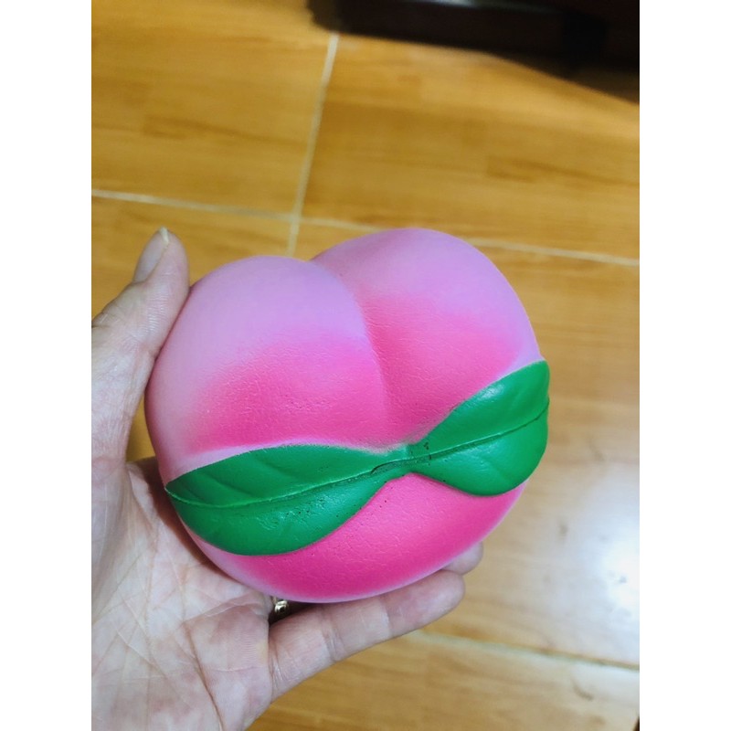 Squisy quả đào siêu chậm màu sắc dễ thương