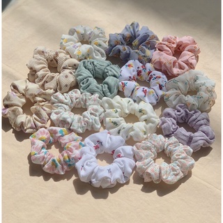 Scrunchie madeby Tím (lookbook18)