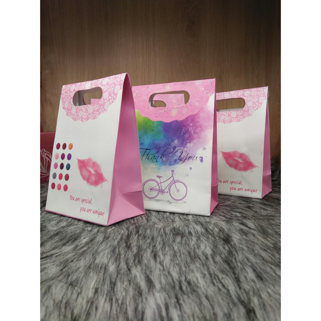 [Combo 100] Túi Giấy JG Nắp Gấp Mini Đựng Son Đựng Mỹ Phẩm Phụ Kiện Size 14x10x5,2cm | BigBuy360 - bigbuy360.vn