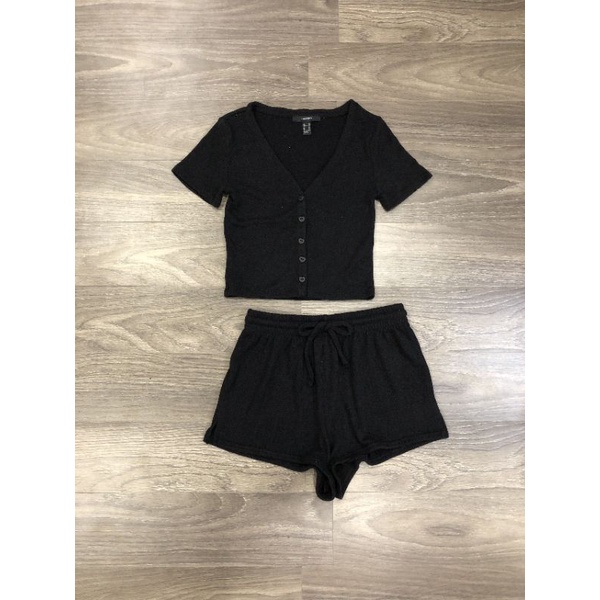 Set thun F21 áo cài nút và short | BigBuy360 - bigbuy360.vn
