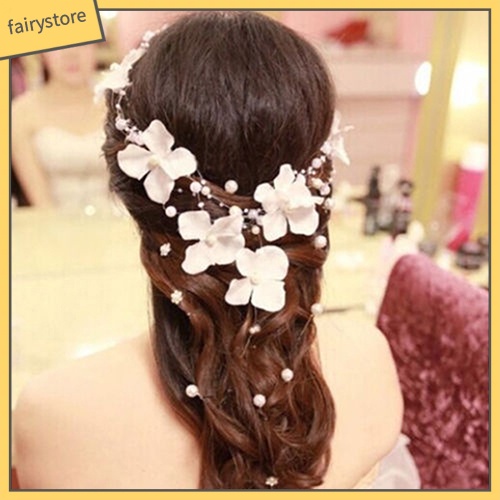 Vòng Hoa Đính Ngọc Trai Giả Xinh Xắn Cho Cô Dâu