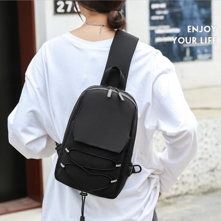 Túi đeo chéo thời trang Unisex chống thấm nước hỗ trợ kết nối cổng USB TC16