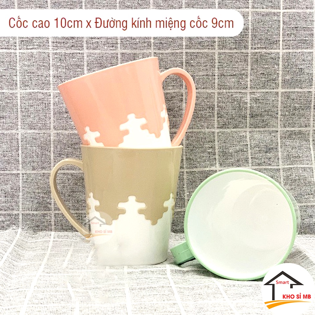 Cốc nhựa uống nước 2 màu, ly nhưa Việt Nhật chịu nhiệt, có quai cầm cao cấp kho sỉ mb