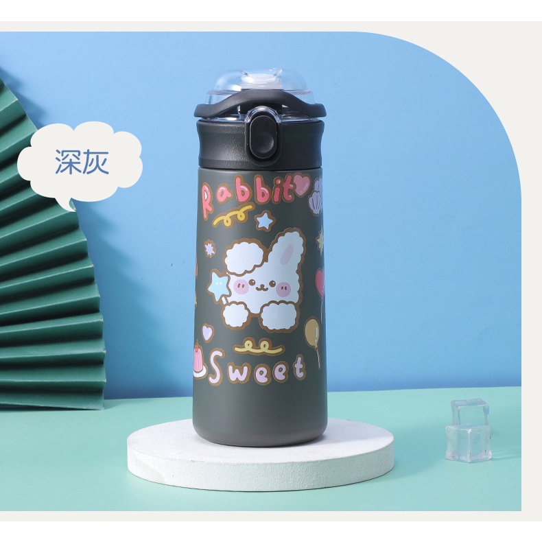 Bình Giữ Nhiệt Inox 480ML Dán Sticker Dễ Thương, Trang Bị Kèm Ống Hút Tiện Lợi Và Dây Đeo Xách - SaoViet Shop