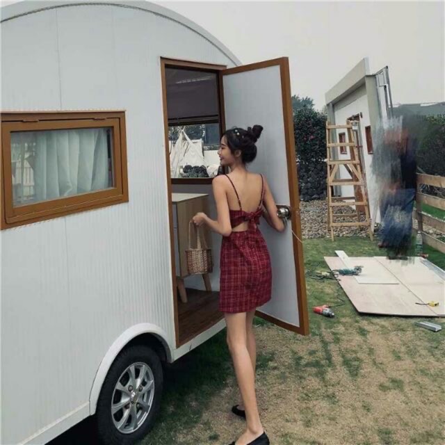 Đầm Xòe 2 Dây Kẻ Caro Đỏ Dáng Chữ A Hở Lưng Buộc Nơ -karul.