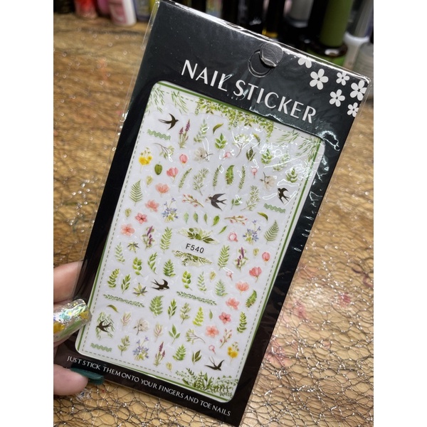 Sticker lá mẫu mới (540)