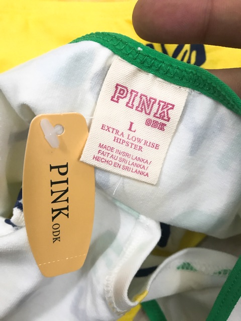 Quần lót nữ Pink vàng chấm bi chói chang rực rỡ loè loẹt
