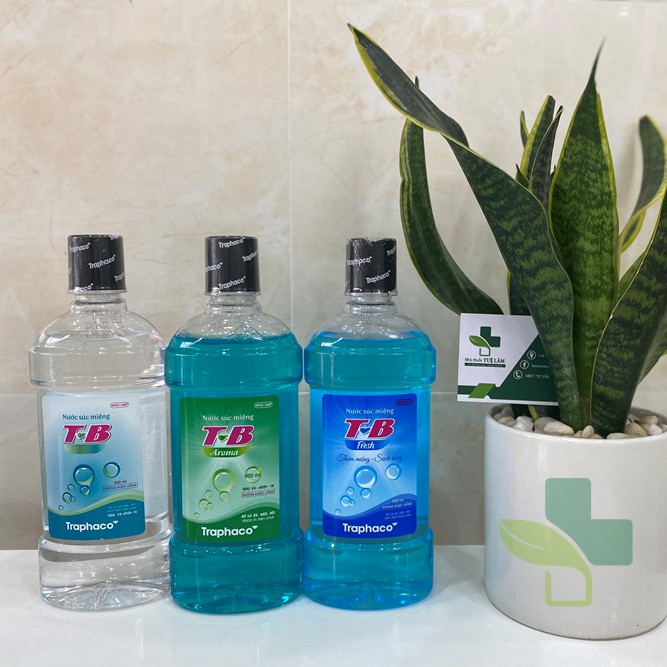 Nước súc miệng TB  Traphaco chai 500ml giúp sạch răng, thơm miệng và ngăn ngừa sâu răng