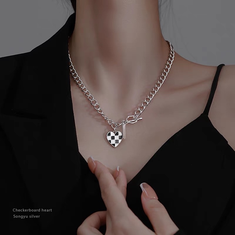 Dây chuyền tim caro hot trend
