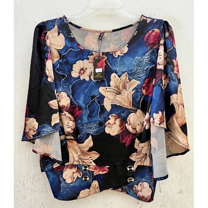 Áo Nữ Trung Niên Tay Loe Hoạ Tiết Bông Đính Đá Phối Nút Hàng Quảng Châu Cao Cấp Free size 48-65kg