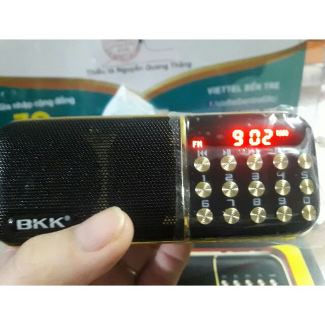LOA NGHE NHẠC THẺ NHỚ (USB) CÓ ĐÈN PIN