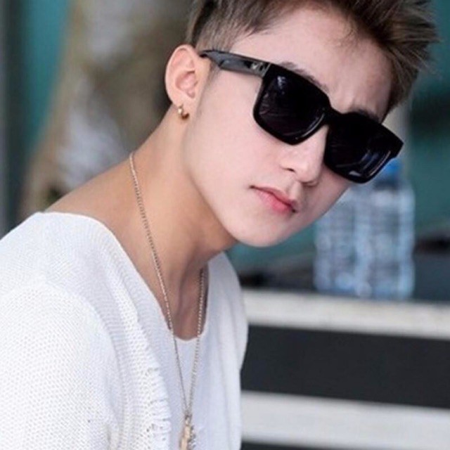 Kính V Sơn Tùng hàng mới HOT TREND nam nữ đều đeo đc(kèm túi đựng) | BigBuy360 - bigbuy360.vn