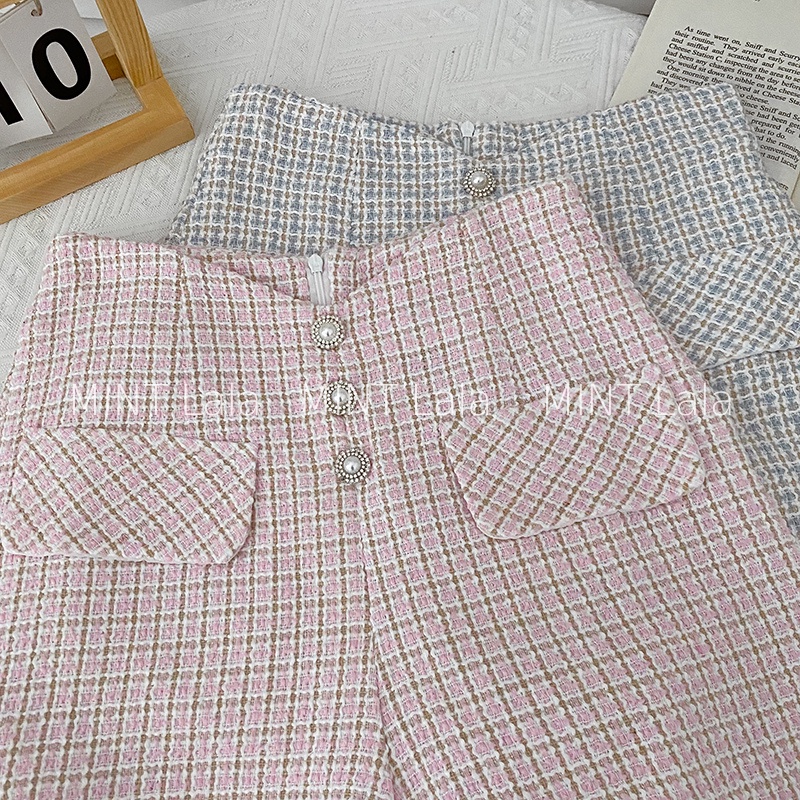 Quần Short Dạ Nữ Vải Tweed Cạp Cao Khoét Eo Đính Nút - MINT Lala