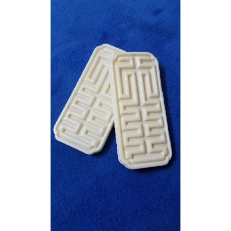 Bộ gối cầu đục 3D bằng xương dành cho lồng chim Khuyên- Tặng bi chân lồng