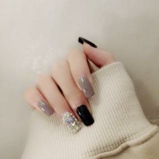 Bộ 24 móng tay giả thiết kế