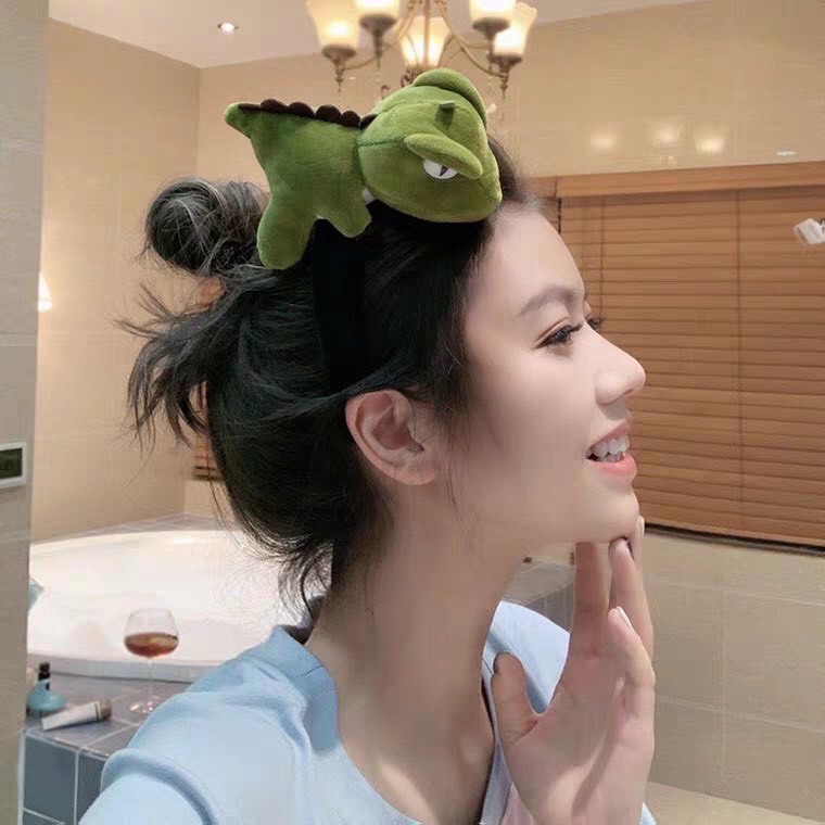 Cài tóc khủng long ngộ nghĩnh xinh xắn cho bạn gái