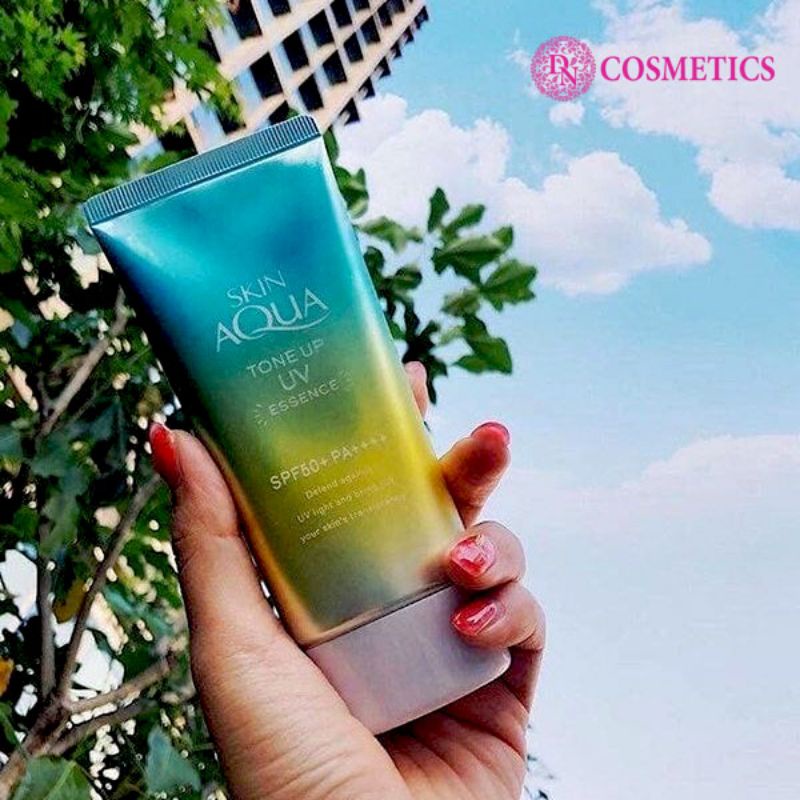 Kem chống nắng Skin Aqua Tone Up UV Essence SPF 50 Nhật Bản