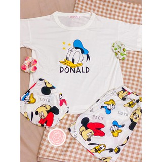Chuột Mickey xinh xắn đáng iu :">