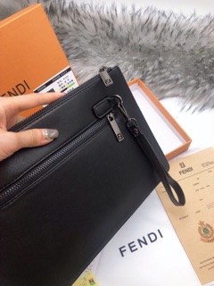 Clutch fendi