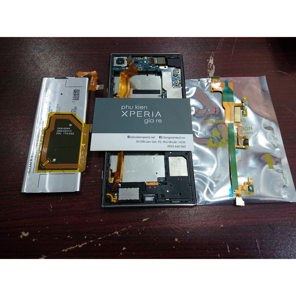 Keo Ron Dán Chống Nước Chính Hãng Cho Nắp Lưng Sony Xperia XZ Premium