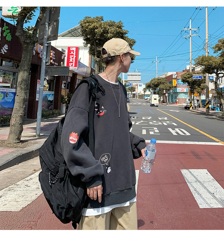 Áo sweater form rộng cổ tròn thời trang cá tính cho nam | BigBuy360 - bigbuy360.vn