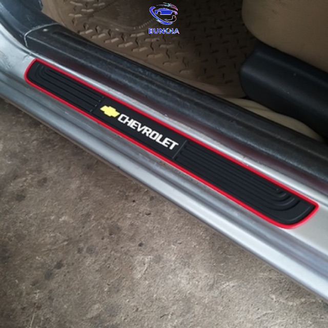 Nẹp bước chân cao su chống xước xe honda  - bộ 4 miếng cao su chống trơn trượt