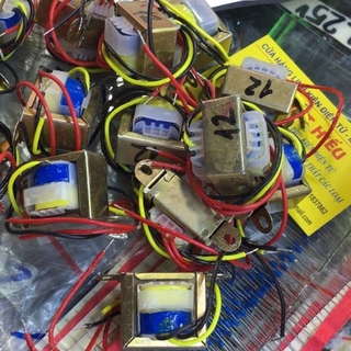 Biến áp nguồn cótừ 3v 6v 9v 12v 15v 24v- 0.25a. (lấy loại nào thì ghi chú khi đặt hàng