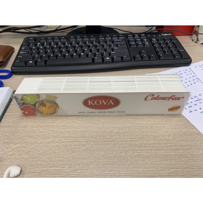 Quạt màu sơn Kova