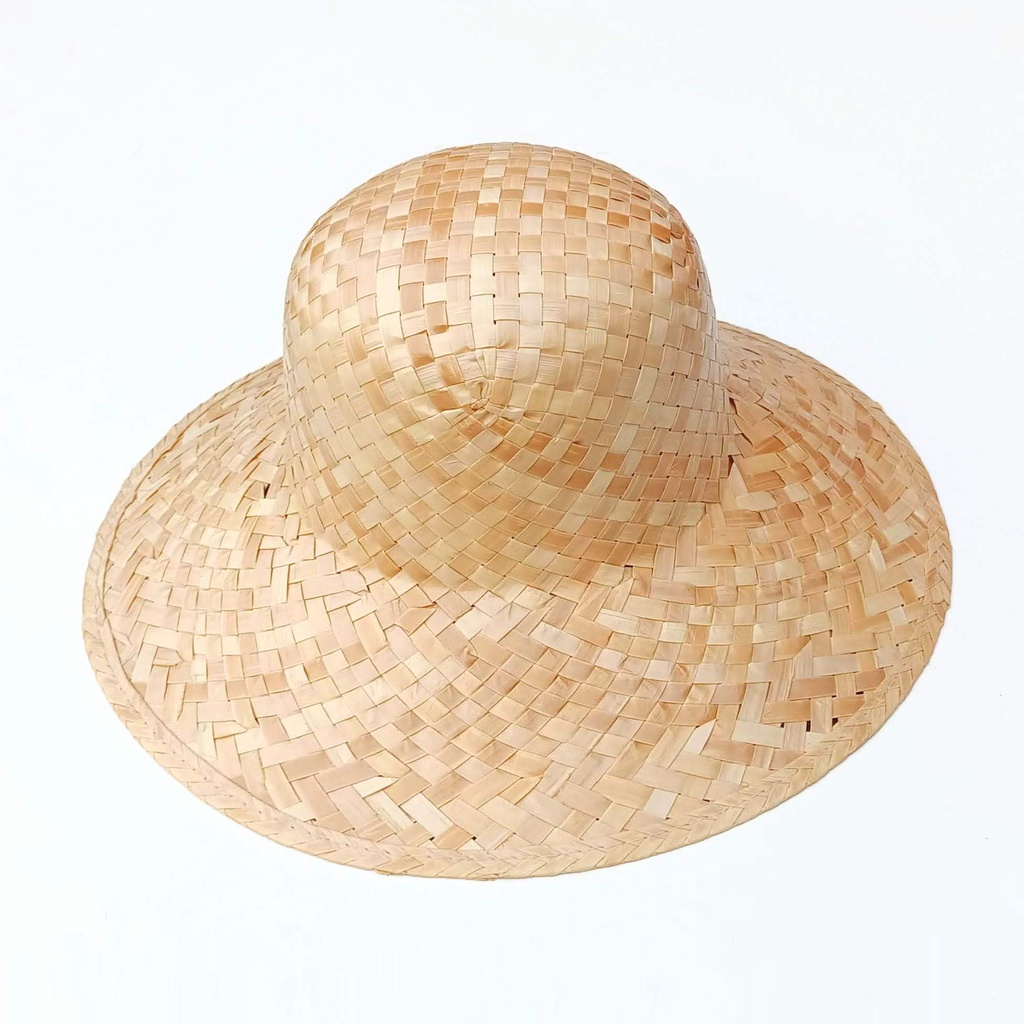 Nón lá đi biển