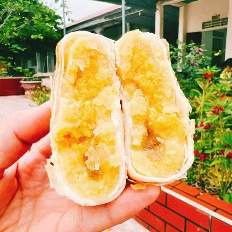 4 cái lớn  Bánh Pía đậu xanh sầu riêng Sóc Trăng Khánh Phát
